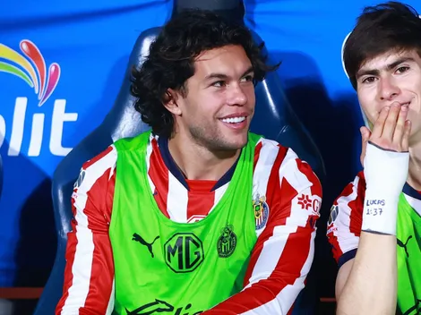 Cade Cowell es trolleado por compañero de Chivas por su publicación en redes