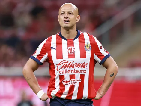 Aficionados de Chivas critican a Chicharito por su salida temprana vs. Atlante