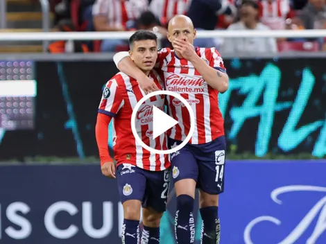 Chicharito sorprende al Nene Beltrán