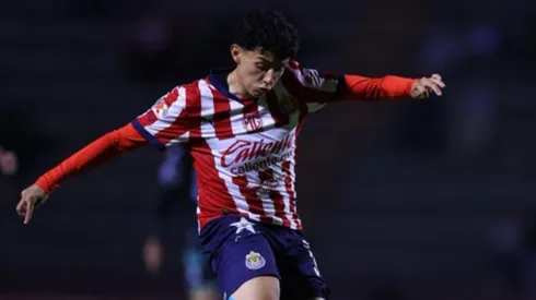 Richard Ledezma encandila a la afición de Chivas.