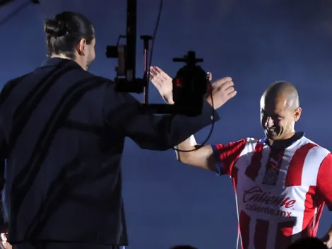 Chicharito y Amaury planean algo fuera de Chivas