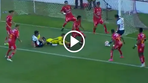 Daniel Aguirre adelantó a Chivas con este gol contra Necaxa