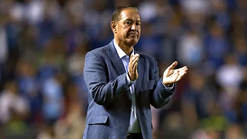 Sergio Lugo fue jugador de Chivas y asistente técnico de Fernando Quirarte también en el Guadalajara.