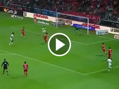 Gol de Pável Pérez al Toluca para el Necaxa de Fernando Gago