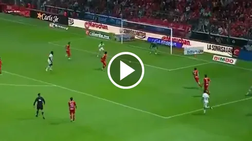 Pável Pérez abrió la cuenta para Necaxa, pero Toluca se llevó la victoria.