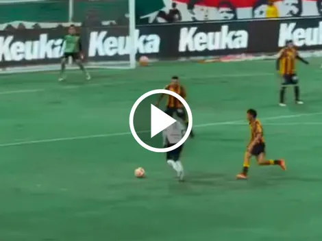 La otra toma del golazo de Efraín Álvarez en la victoria de Chivas ante Leones Negros