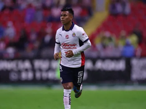 Efraín Álvarez le deja un raspón a exjugadores de Chivas