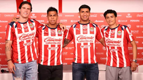 La extraña decisión que tomó Chivas en su conferencia de prensa.