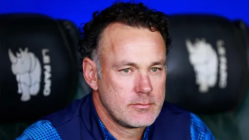 El futbolista de Chivas que podría dejar de ser titular porque cansó a Milito.