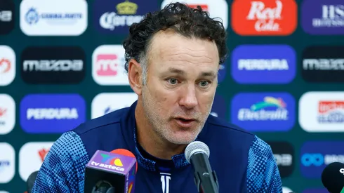 Gabriel Milito no polemizó con el arbitraje del partido entre León y Chivas.