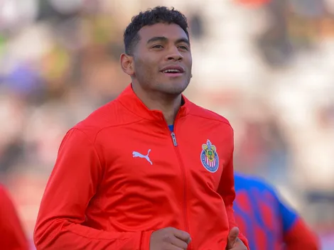 La postura de Gabriel Milito con Gilberto Sepúlveda en Chivas