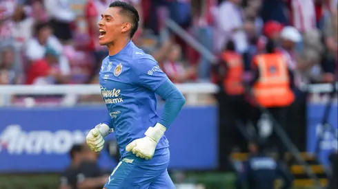 Así festejó Tala Rangel el cuarto gol de Chivas.