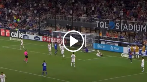 El Tiba quedó lejos de evitar la anotación.