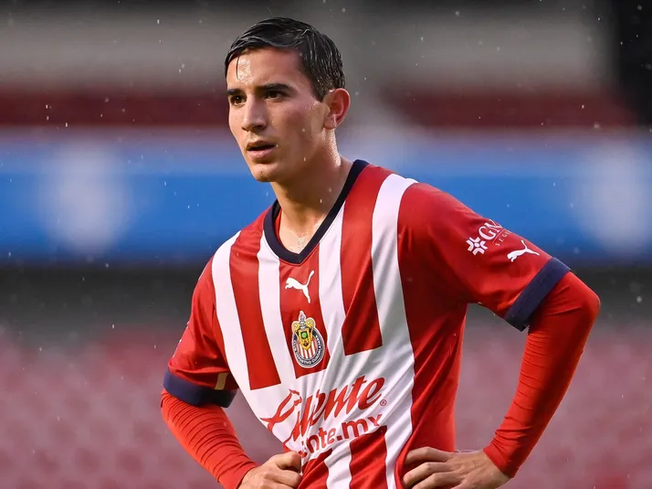 ¿Por qué Pérez Bouquet tuvo que irse de Chivas?