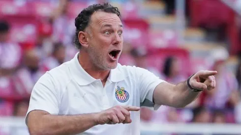 Gabriel Milito seguirá firme en Chivas.