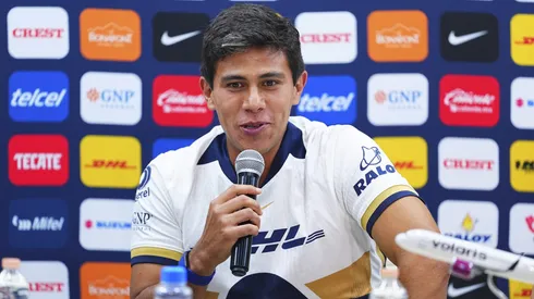 La extraña petición de JJ Macías tras ser presentado con Pumas