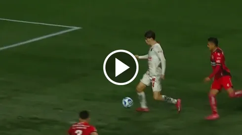 El espectacular gol de Armando González en el Chivas vs. Xolos