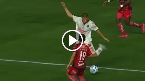 Piojo Alvarado se lució con golazo para empatar el Chivas vs. Xolos