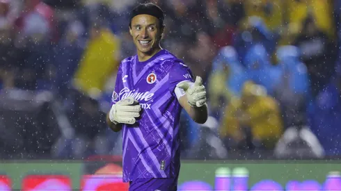 Antonio Rodríguez recibió 3 goles de Chivas en la jornada 6 del Apertura 2025.