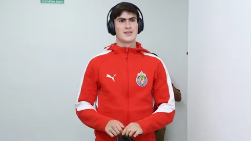 Armando González se consolidó como el centrodelantero titular de Chivas.