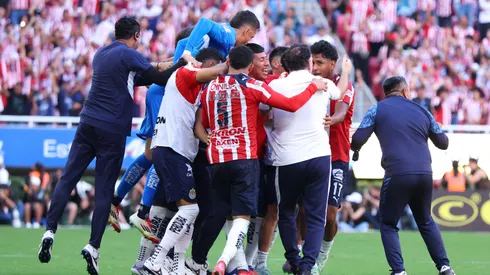 Los jugadores que recuperaría Chivas para el Clásico Nacional.