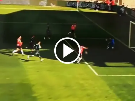 El insólito gol que falló Chicharito Hernández en Chivas vs. León