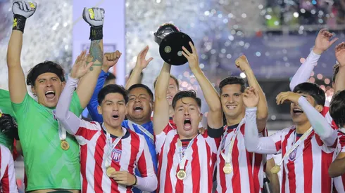 Fue campeón en Tapatío, fue despreciado por Hierro y ahora jugará en Europa