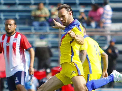 Zague sepulta a todos los jugadores de Chivas