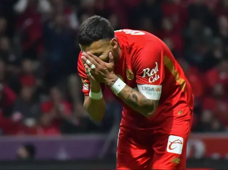 Afición de Chivas explotó contra Alexis Vega