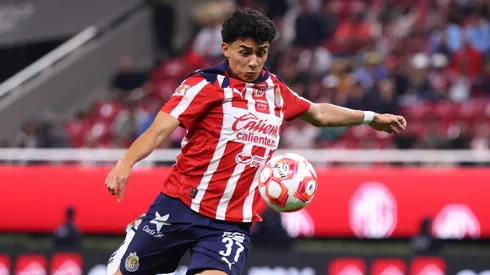 Richard Ledezma es uno de los jugadores titulares para Gabriel Milito en Chivas.