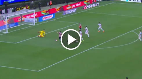 El golazo de Santiago Sandoval en el Chivas vs. Necaxa