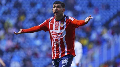 Bryan González le dejó su lugar a Miguel Gómez en el entretiempo de Puebla vs. Chivas.