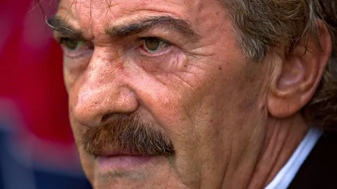 Ricardo La Volpe criticó a Milito.