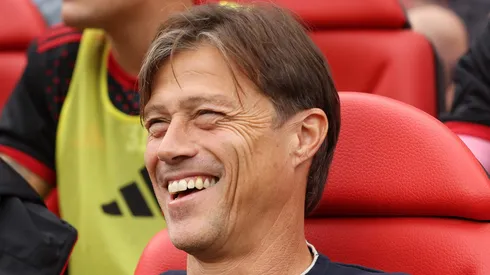 Matías Almeyda bromeó con los periodistas.