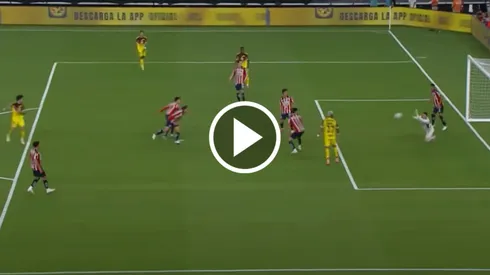 Las brillantes atajadas de Óscar Whalley contra América