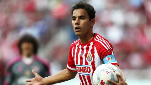 Las fechas claves para el futuro de Omar Bravo.