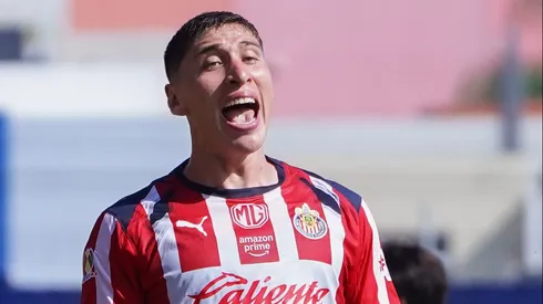 Luis Olivas se lució con un golazo al Atlas.