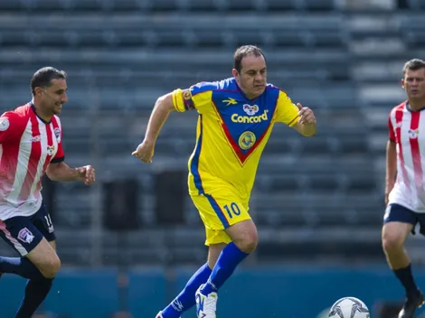 ¡Se volvió loco! Cuauhtémoc Blanco agredió a Alberto Medina