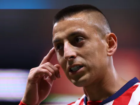 De no creerse lo que hace Roberto Alvarado fuera de las canchas