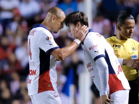 Así festejó Armando González su gol ante Pachuca con Chicharito Hernández