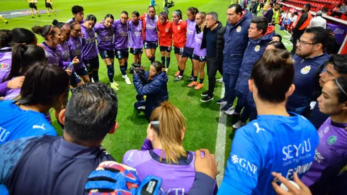 Chivas Femenil enfrenta a América por la ida de la Semifinal.