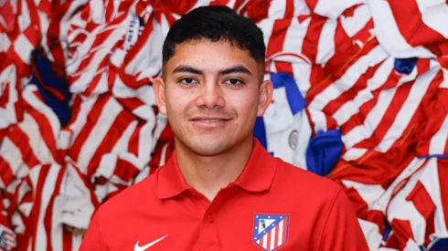 Lo buscó Chivas pero jugará en el Atlético Madrid.