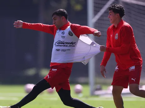 ¿Y el futbol? Jugadores de Chivas sorprenden practicando otro deporte