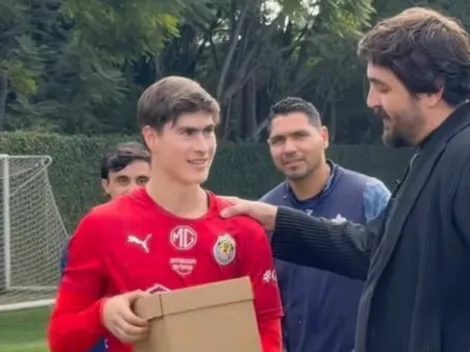 El valor del regalo de Amaury Vergara a Armando González