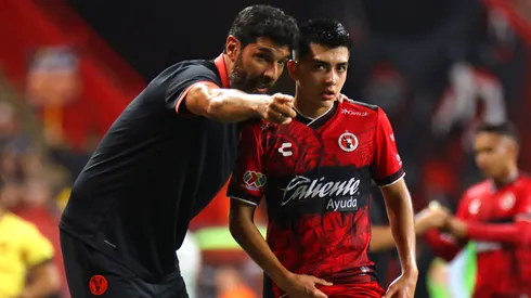 Abreu dijo lo que pasaría si Gilberto Mora jugara en Chivas.