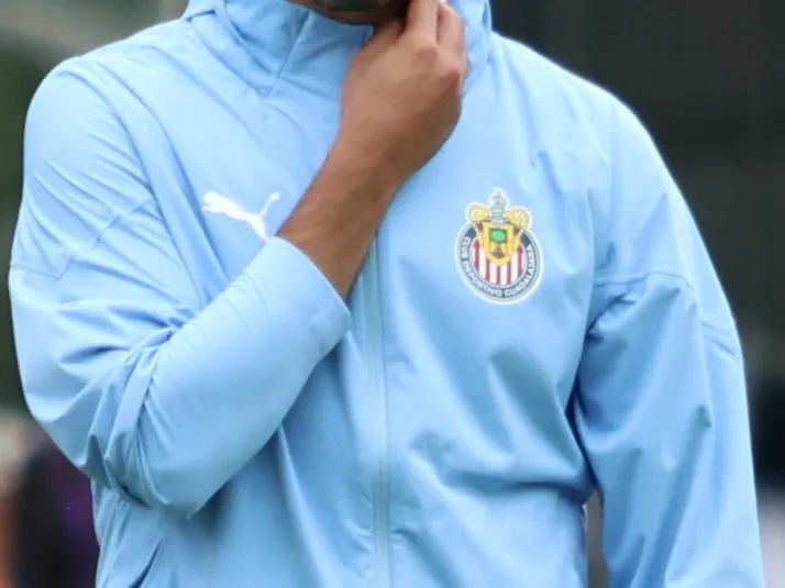 Destapan que ex-Chivas formará parte del cuerpo técnico de Cruz Azul tras la salida de Larcamón
