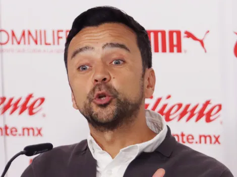 Los 2 motivos que retrasarían la llegada de un defensa a Chivas