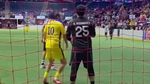 El golpe de Cuauhtémoc Blanco a Sergio Hernández