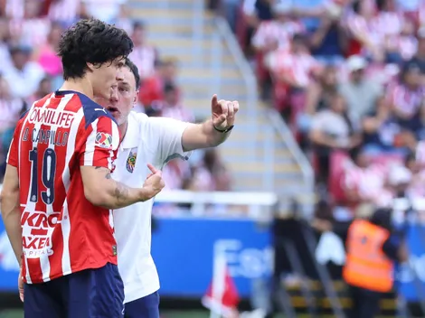 Milito ya no lo quiere, pero en sus vacaciones ha mostrado compromiso con Chivas