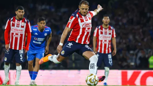 La vez que Chicharito Hernández falló el penal ante Cruz Azul
